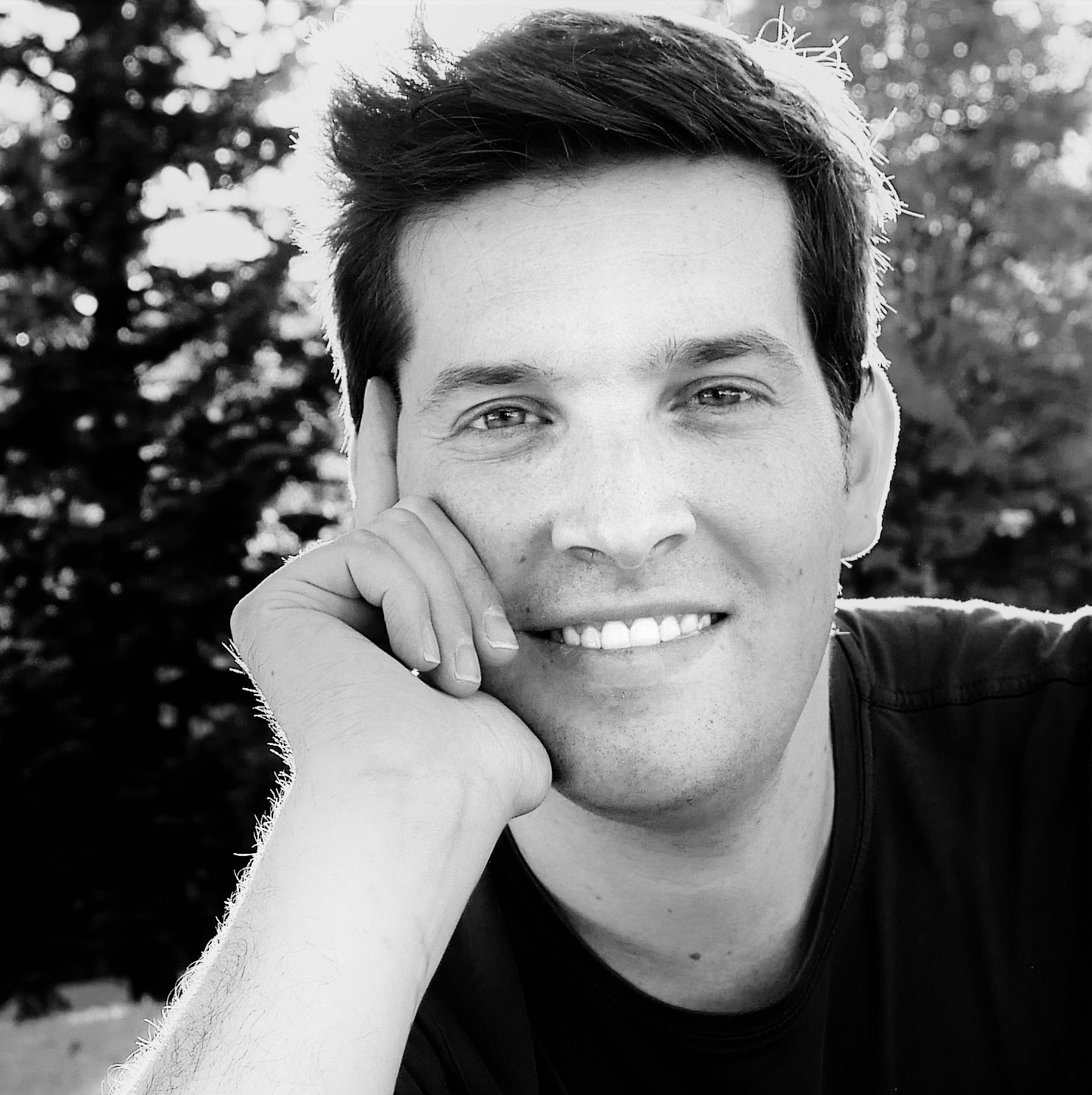 jonas baier portrait close